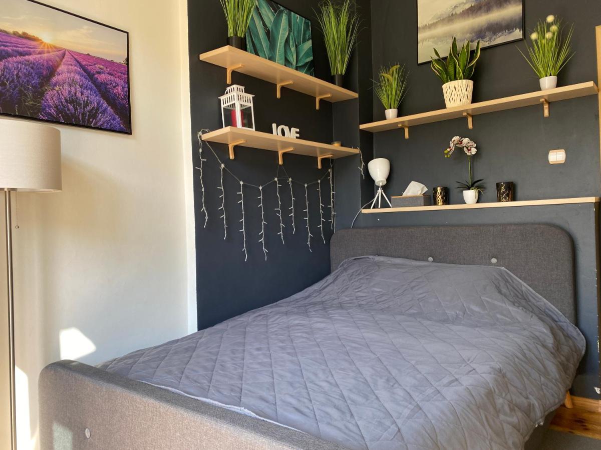 Apartament Przy Plazy W Centrum Gdyni - Prywatny Parking! กดิเนีย ภายนอก รูปภาพ