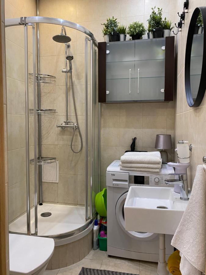 Apartament Przy Plazy W Centrum Gdyni - Prywatny Parking! กดิเนีย ภายนอก รูปภาพ